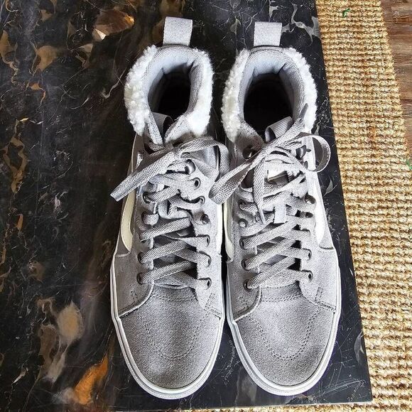 Vans Size Womens 9.5 Shoes High Top Skate Sneakers Gray suede fur rim - Picture 5 of 6